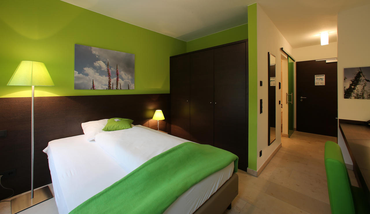 Kh Hotel Mit Restaurant Geisenfeld Quarto foto