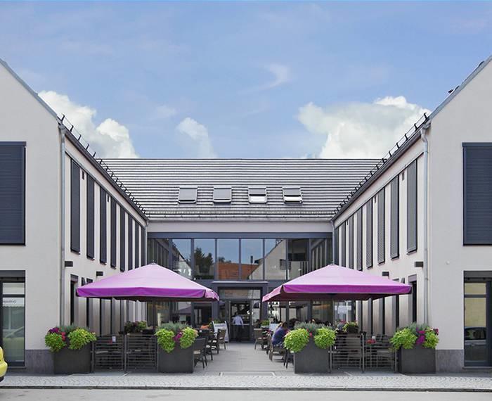 Kh Hotel Mit Restaurant Geisenfeld Exterior foto